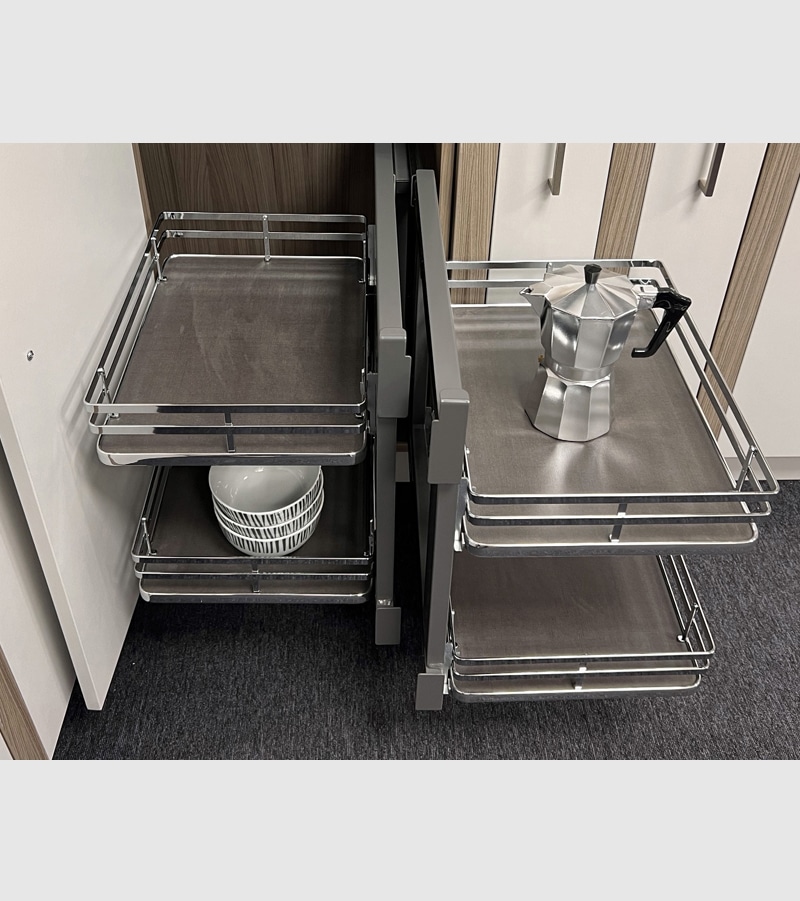 Universal Easy Access Corner